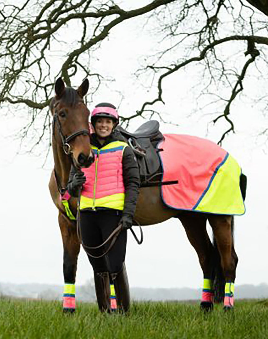 Equisafety Hi-Vis Waterproof Quarter Sheet