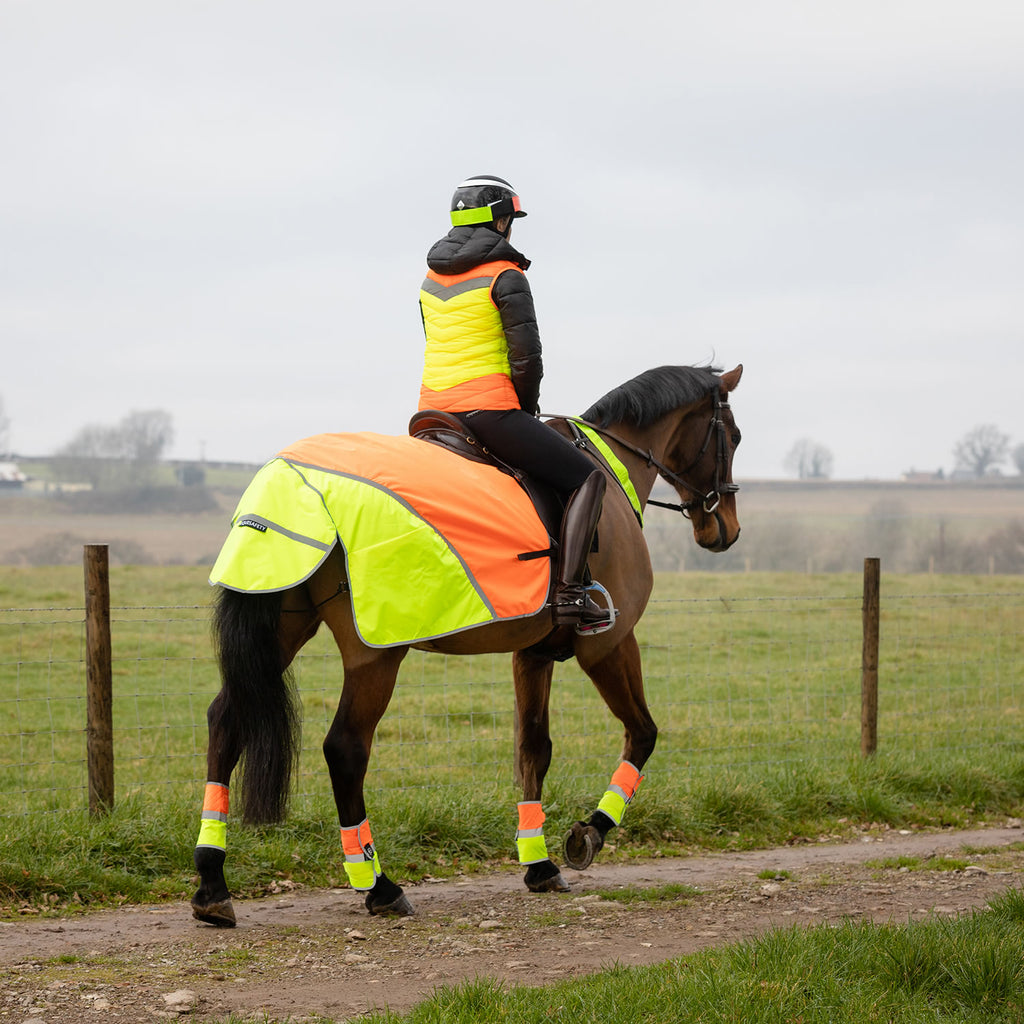 Equisafety Hi-Vis Waterproof Quarter Sheet